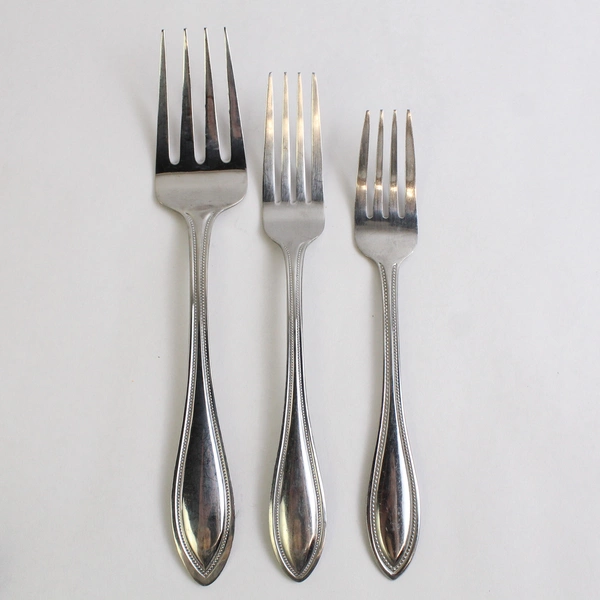 Lot of 6 Pcs Pfaltzgraff Everyday Beaded 18/0 Stainless Steel Flatware Set