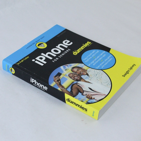 IPhone for Seniors for Dummies by Dwight Spivey 2018 Trade Paperback