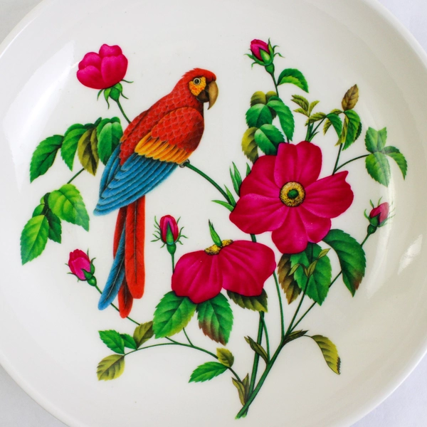 Lot of 2 Productos Margarita 8.5 Inch Melamine Parrot And Flower Pattern Bowls