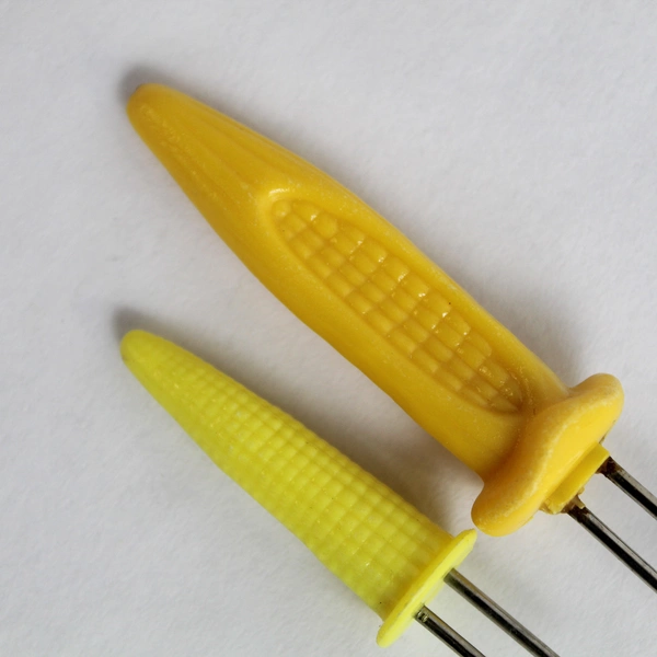 Lot of 12 Unbranded Corn Cob Forks Holders Appetizer Design Mini Yellow Corn