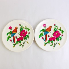 Lot of 2 Productos Margarita Melamine 9" Plates Parrot & Flower Pattern