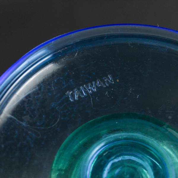 Lot of 3 Unbranded Matching Plastic Collins Glasses Clear/Green/Blue Taiwan