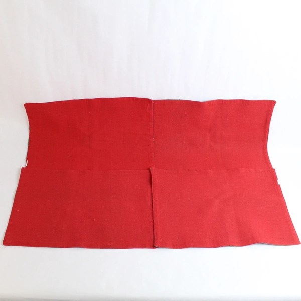 Lot of 4 Red Green and Gold Plaid Christmas Holiday Placemats