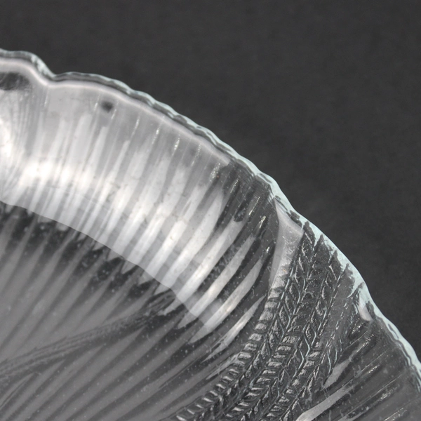 Arcoroc France Canterbury Crocus Flower Glass Dinner Plate 10.75"