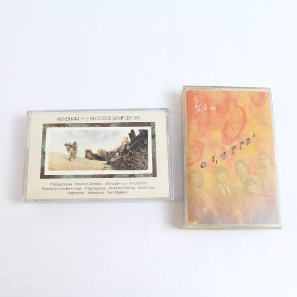 Set of 2 Folk/World Country, Clannad Fuaim (1982), Windham Hill Sampler (1989)