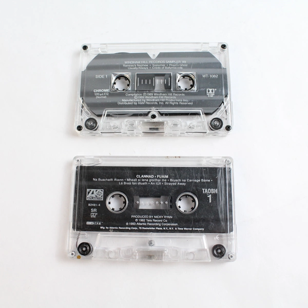 Set of 2 Folk/World Country, Clannad Fuaim (1982), Windham Hill Sampler (1989)