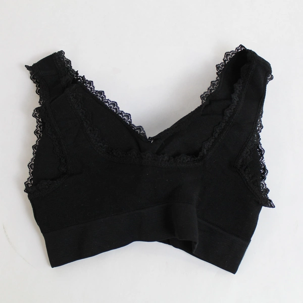 Lacy Black Wireless Nylon Bralette Women's Size Medium