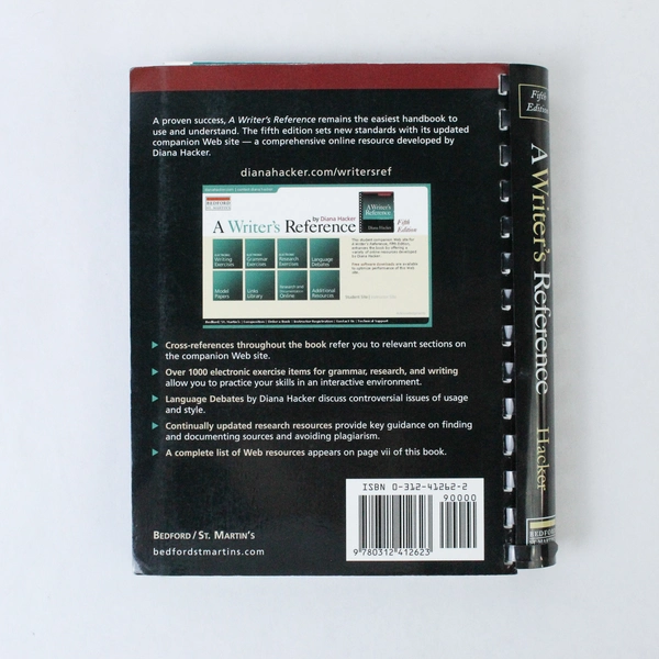 A Writer's Reference 2003 MLA Update by Diana Hacker, 5th Edition PB