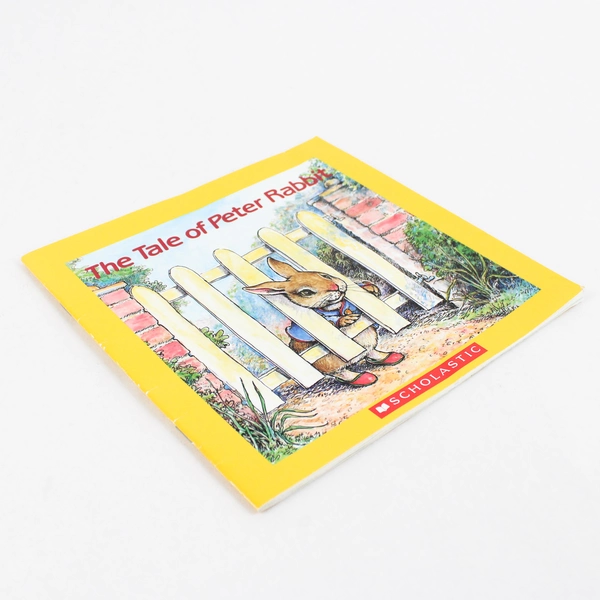 Vintage Scholastic Inc Book The Tale of Peter Rabbit by Beatrix Potter 1986