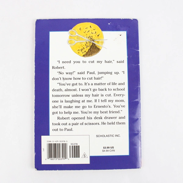 Scholastic Book Robert and the Hairy Disaster by Barbara Seuling 2002 Paperback