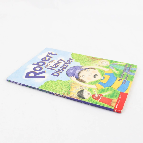 Scholastic Book Robert and the Hairy Disaster by Barbara Seuling 2002 Paperback
