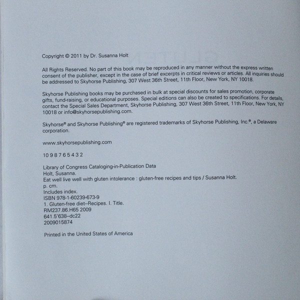 Eat Well Live Well with Gluten Intolerance by Susanna Holt 2011 Paperback