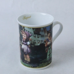 M.I. Hummel "The Photographer" August Porcelain Mug 10 oz Vintage Collectible