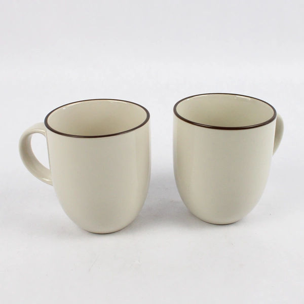 Set of 2 Red Vanilla Ceramic Coffee Mugs Hampshire Cream