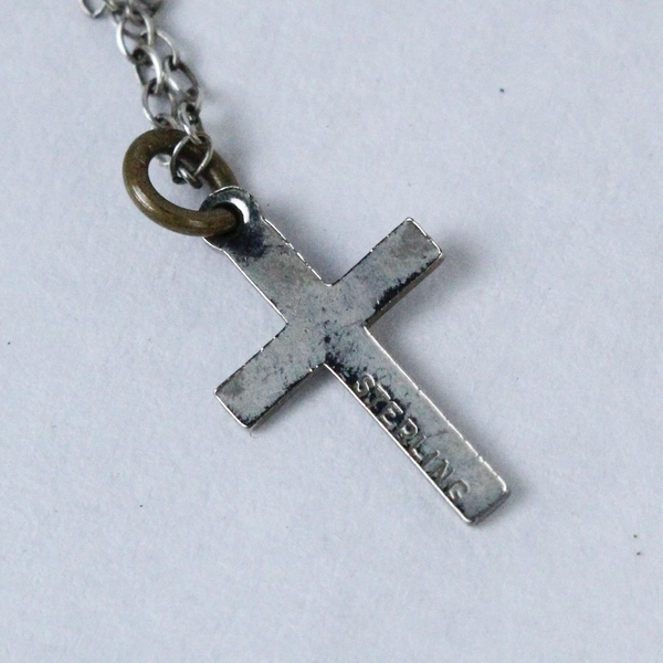 Sterling Silver Cross Necklace Pendant 16" Elegant Charm - Pre-Owned