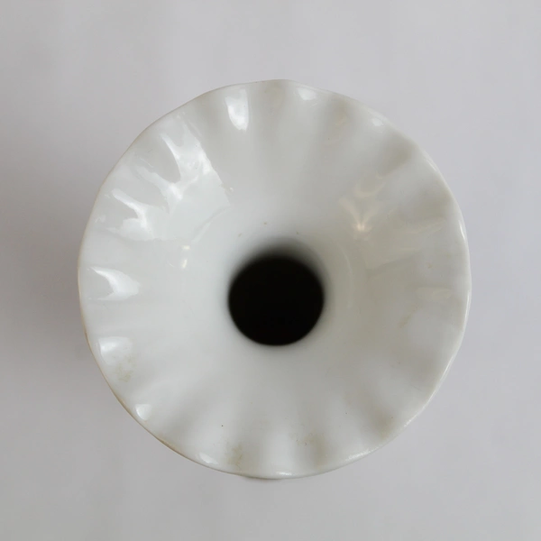 Vintage Lefton China 2460 Pine Cone Ewer/Pitcher/Bud Vase 6.5"