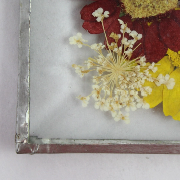 Pressed Flower Beveled Glass Souvenir Refrigerator Magnet