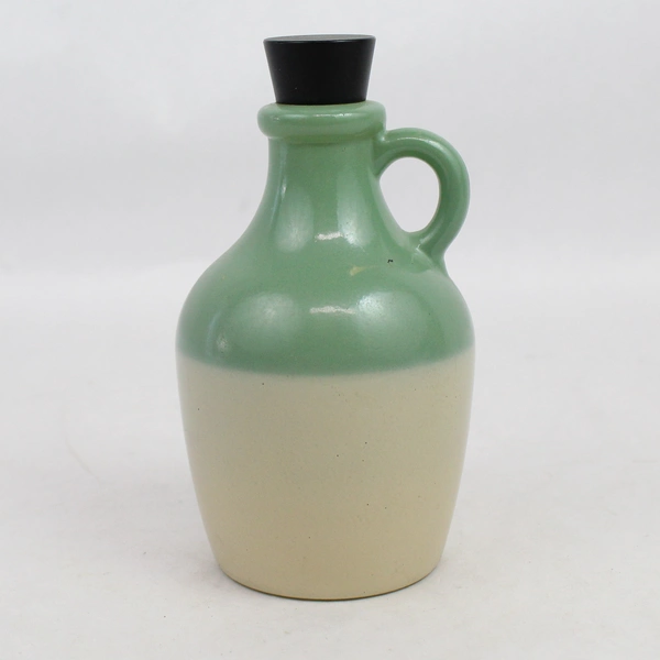 Vintage Green Beige Avon Bay Rum After Shave Lotion Jug 5.5" 