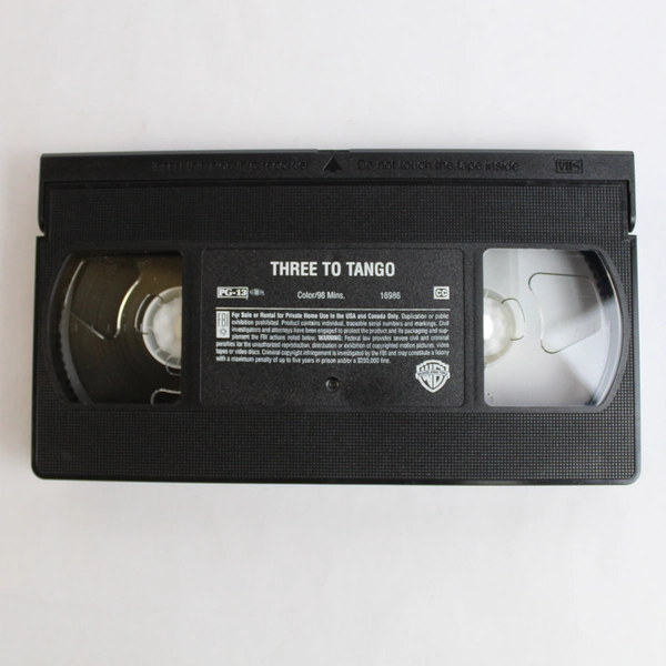 Three To Tango VHS Romance Comedy Film by Village Roadshow Pictures 2000