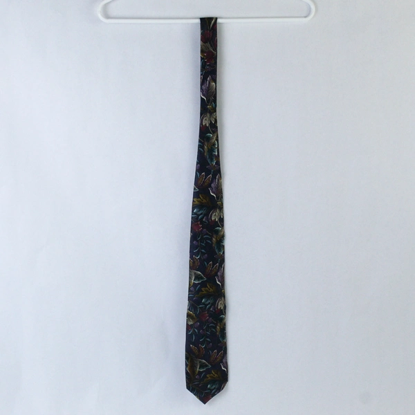 Vintage Mervyn's Cambridge Classics Navy Floral Necktie 59" Long