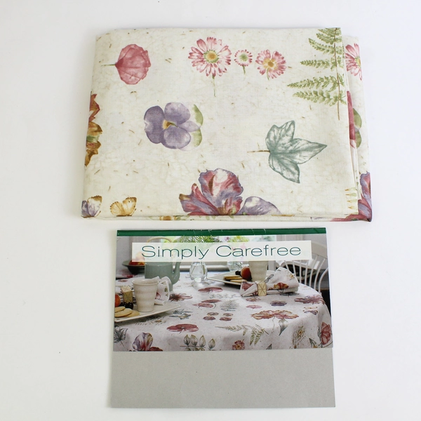 Bardwil Linens Simply Carefree Table Cloth Floral Keepsake Pattern Size 60"x84"