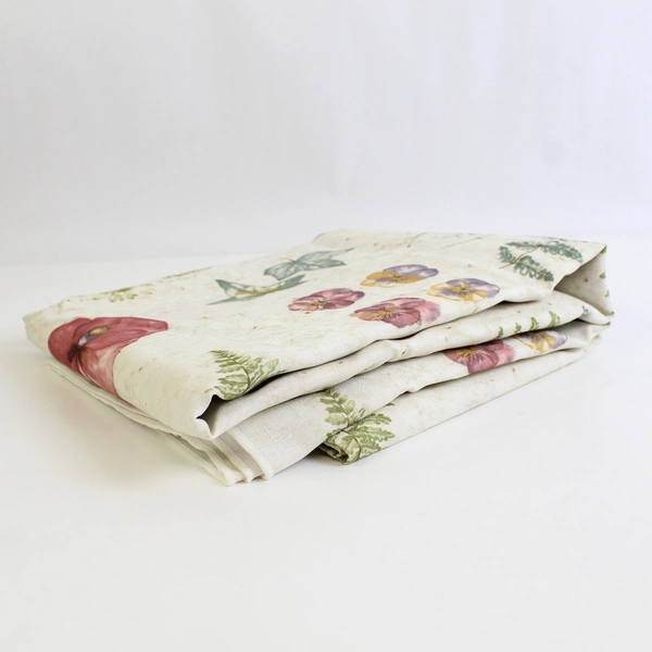 Bardwil Linens Simply Carefree Table Cloth Floral Keepsake Pattern Size 60"x84"