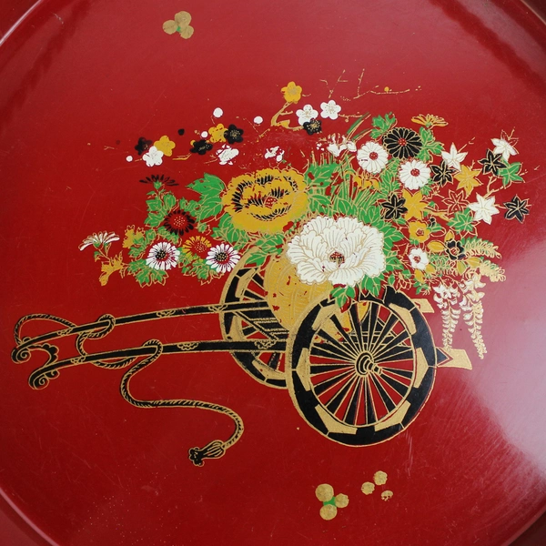 Asian Style Red Black Gold Lacquer Decorative Round Serving Tray