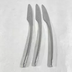 Set of 3 Oneida 18/10 Sling Stainless Dinner Knives