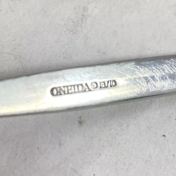 Set of 4 Oneida Sling 18/10 Stainless Salad Forks