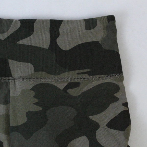 Wild Fable Women's XS Camo Leggings Green Cotton Spandex Athletic Activewear