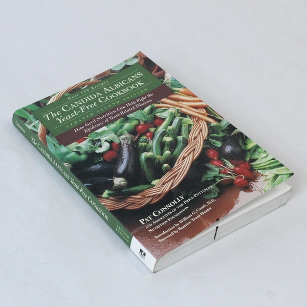 The Candida Albicans Yeast-Free Cookbook by Pat Connolly, 2000, Pre-Owned