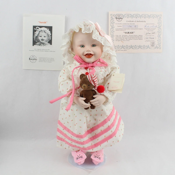 1987 Knowles Yolanda's Picture Perfect Babies Porcelain Doll Sarah