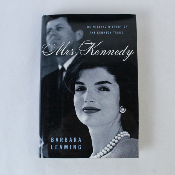 Mrs. Kennedy by Barbara Leaming 2001 Hardcover with Dust Jacket - Pre-owned
