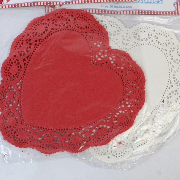 Lot of 2 Cake Boards 12" & 2 Packs 10" Heart Doilies for Baking Decor