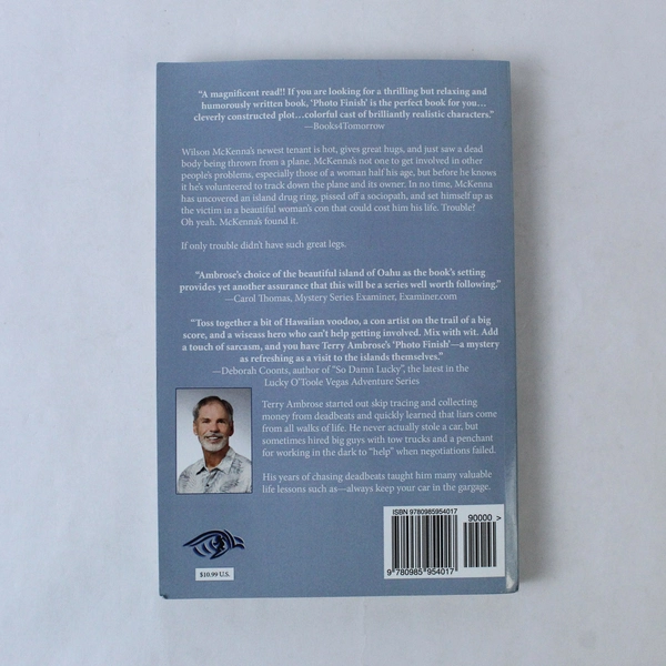 Photo Finish: McKenna Mystery by Terry Ambrose 2012 PB Good Condition