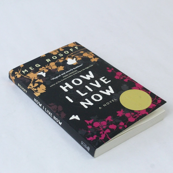 How I Live Now by Meg Rosoff, 2004 Printz Award Winner, PB, Good Condition