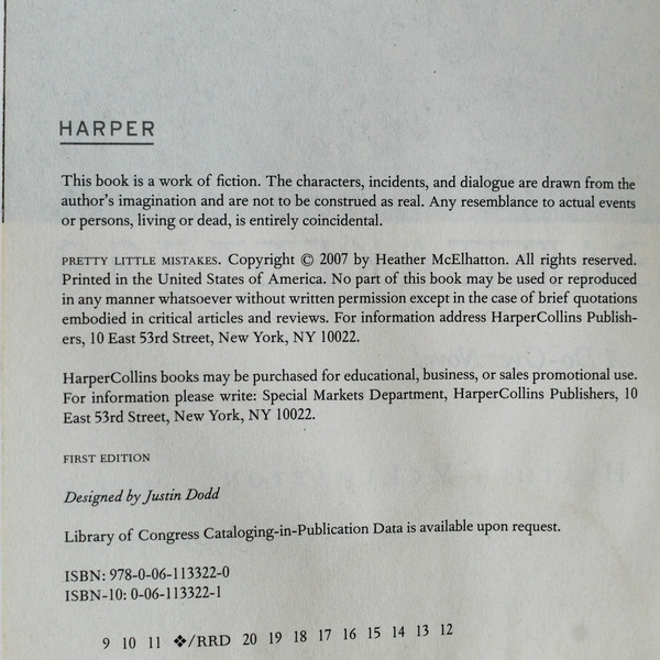 Pretty Little Mistakes by Heather McElhatton 2007 PB | Pre-owned Novel