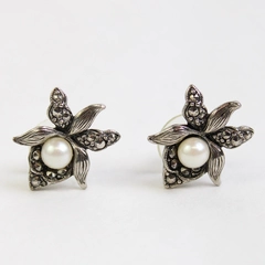 Vintage Avon Silver Tone Marcasite Orchid Flower Faux Pearl Post Earrings 7/8”