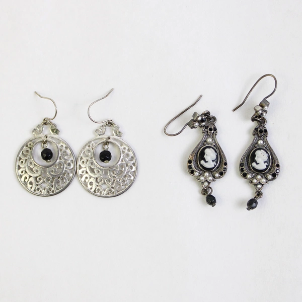 Lot Of 2 Silver Tone Dangle Earrings Jewelry Cameo Black Faux Pearl