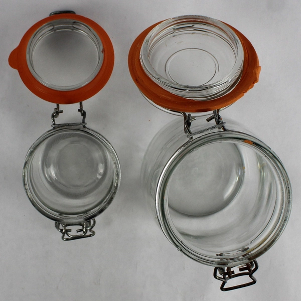 Lot of 2 Clear Glass Jars Airtight Rubber Seal Kitchen 1 Large 1 Small