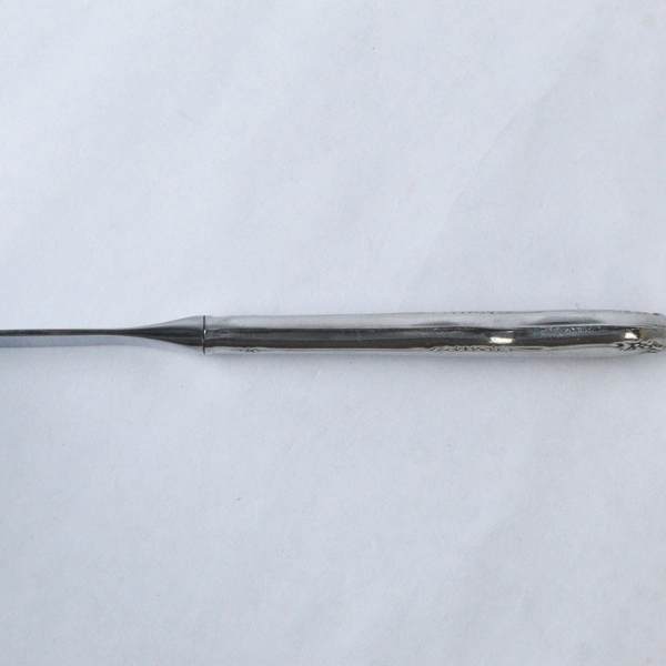 Oneida Lot of 2 Mansfield Amadeus Stainless Dinner Knives WM A Rogers