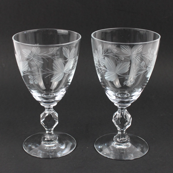 Set of 2 Morgantown 6.25" Crystal Water Goblets 7689-1 Berry Leaf Pattern