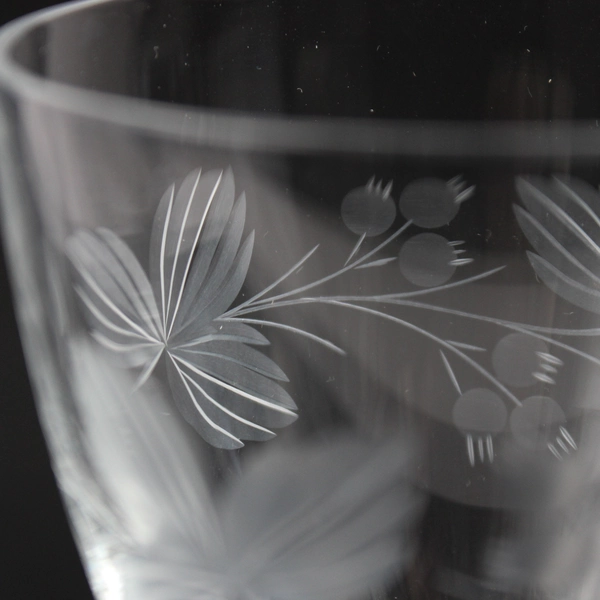 Set of 2 Morgantown 6.25" Crystal Water Goblets 7689-1 Berry Leaf Pattern