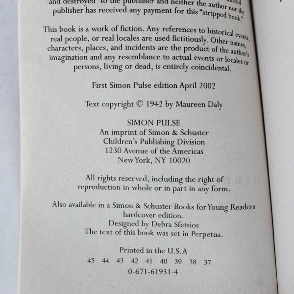 Seventeenth Summer by Maureen Daly 2002 Simon Pulse Paperback - Pre-owned