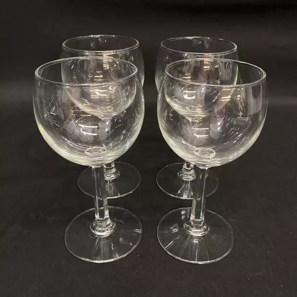 Lot of 4 Hexagon Stem Crystal White Wine Glasses 6.25 Inch