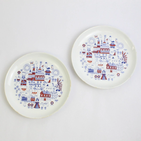 Set of 2 1960s Vintage Arabia Finland Matin Matka 7.5" Children’s Plate Rare