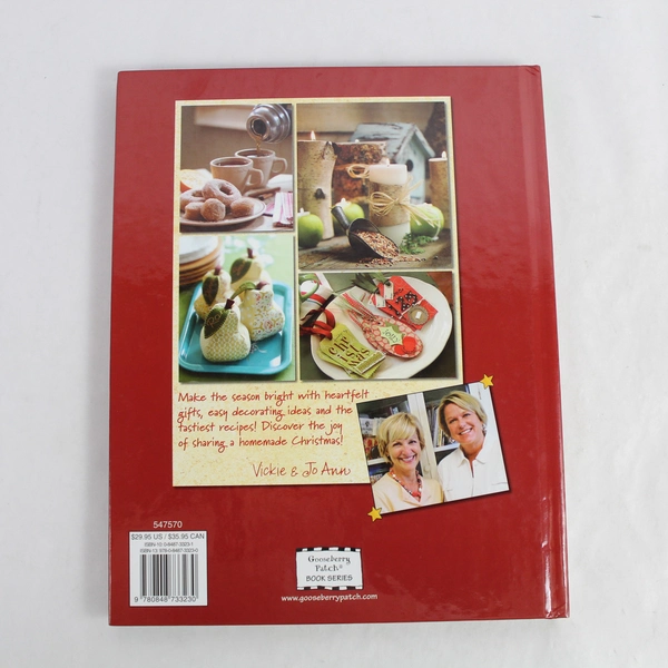 Gooseberry Patch Christmas by Gooseberry Patch (2010 Oxmoor House Hardcover)