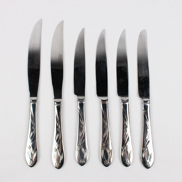 6 Pc Lot Temp-Tations Old World Floral-Round Tip Knives