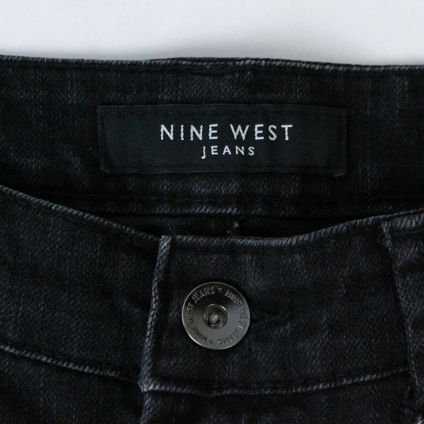 Nine West Bootcut Jeans Women's Size 2 Faded Black Denim, Modified Hem