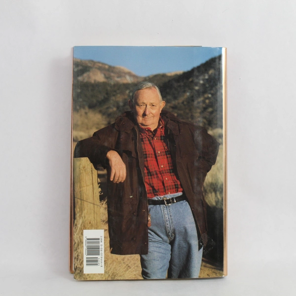 The Wailing Wind by Tony Hillerman 2002 HarperCollins Hardcover Dust Jacket